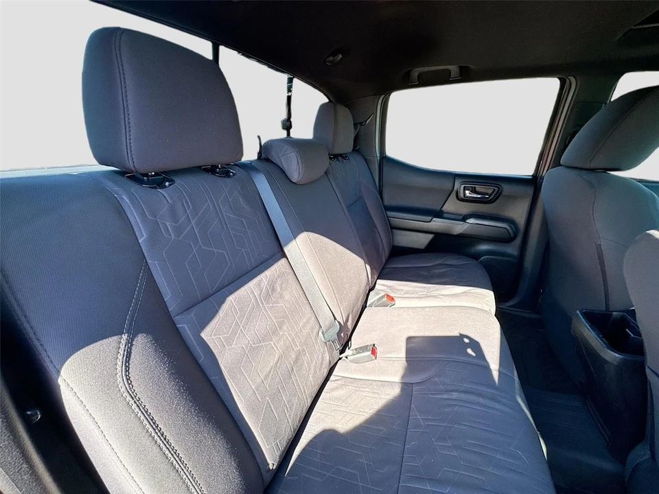 2016 Toyota Tacoma 3rd Gen - Image 11 of 14