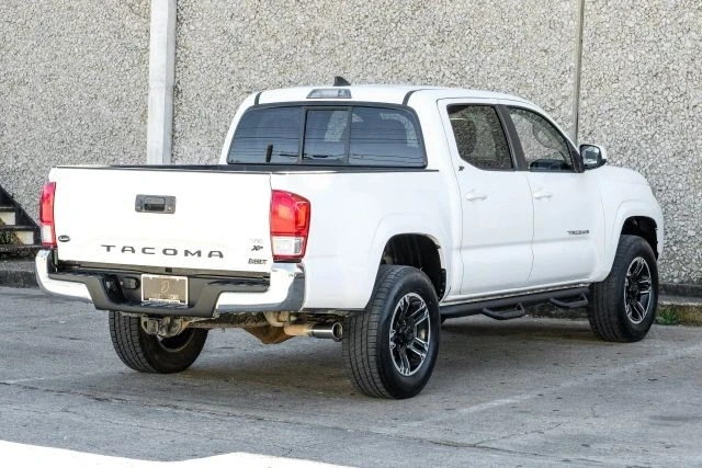 2016 Toyota Tacoma 3rd Gen - Image 10 of 21