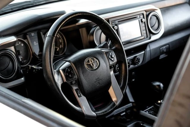 2016 Toyota Tacoma 3rd Gen - Image 19 of 21