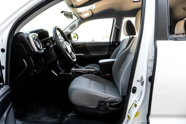 2016 Toyota Tacoma 3rd Gen - Image 4 of 21
