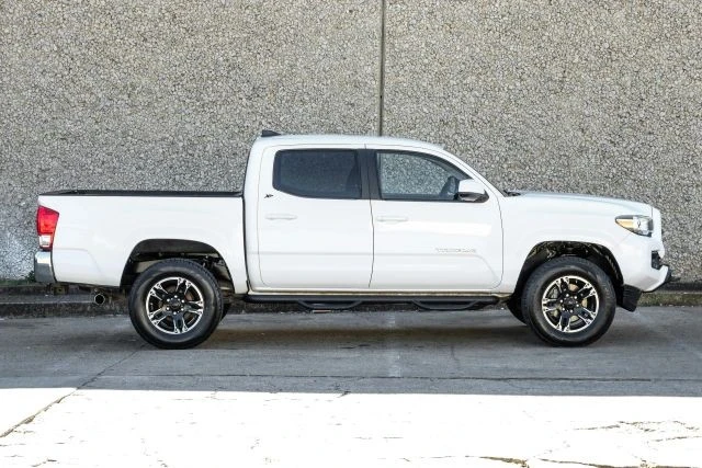 2016 Toyota Tacoma 3rd Gen - Image 9 of 21