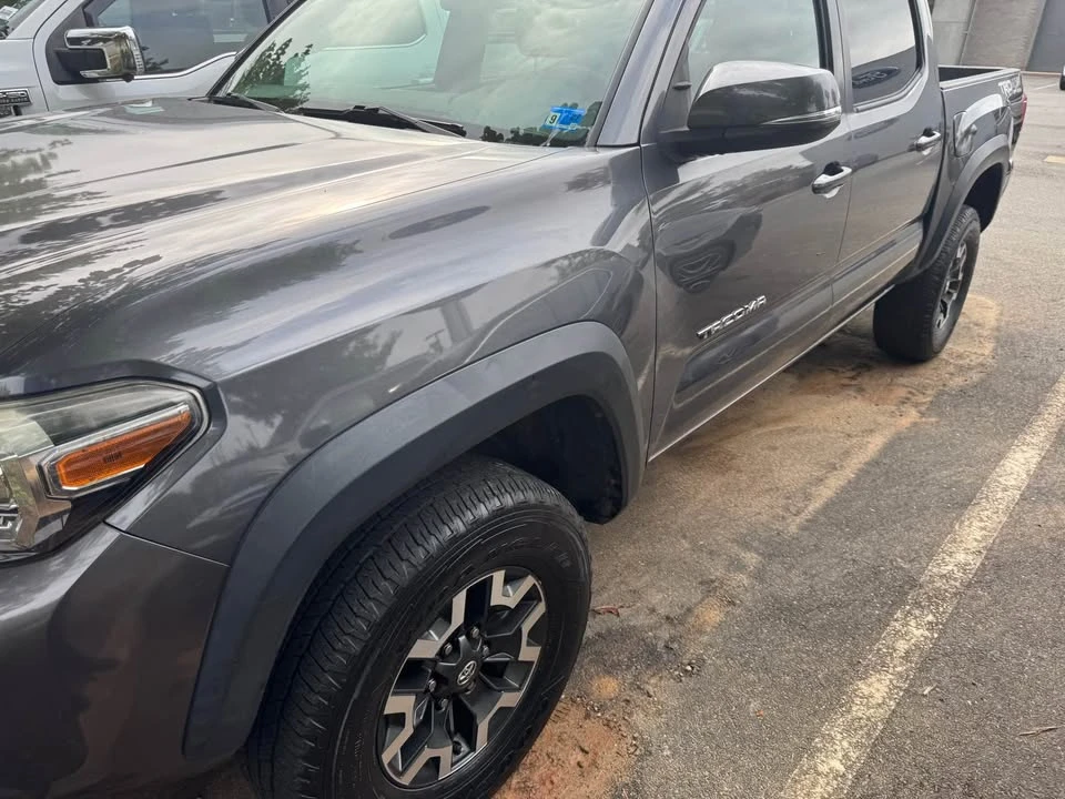 2016 Toyota Tacoma 3rd Gen - Image 2 of 5
