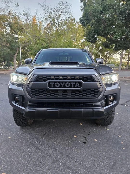 2016 Toyota Tacoma 3rd Gen - Image 3 of 15