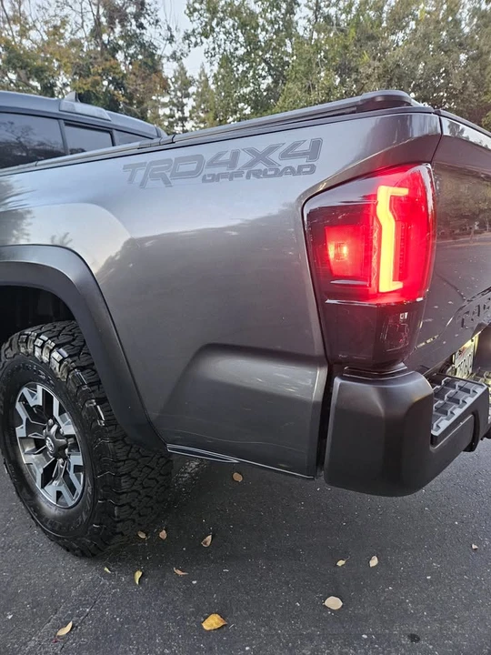 2016 Toyota Tacoma 3rd Gen - Image 12 of 15
