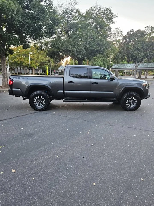 2016 Toyota Tacoma 3rd Gen - Image 4 of 15