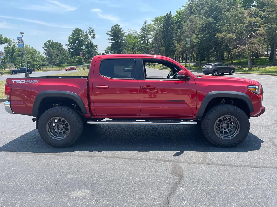 2016 Toyota Tacoma 3rd Gen - Image 11 of 31