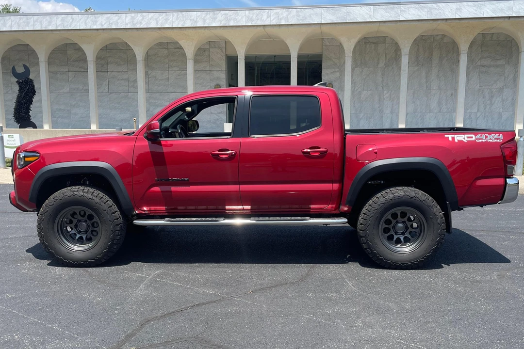 2016 Toyota Tacoma 3rd Gen - Image 3 of 31
