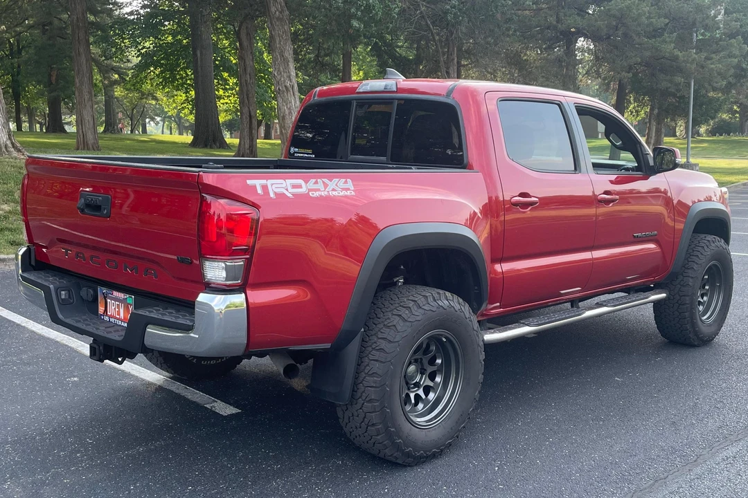 2016 Toyota Tacoma 3rd Gen - Image 4 of 31
