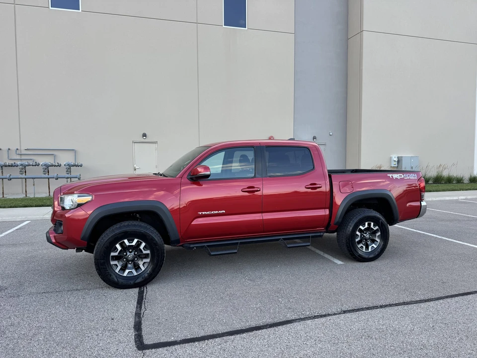 2016 Toyota Tacoma 3rd Gen - Image 17 of 31