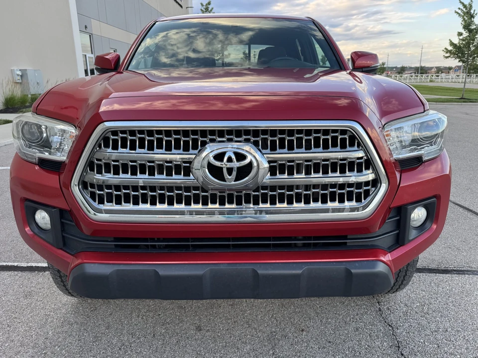 2016 Toyota Tacoma 3rd Gen - Image 4 of 31