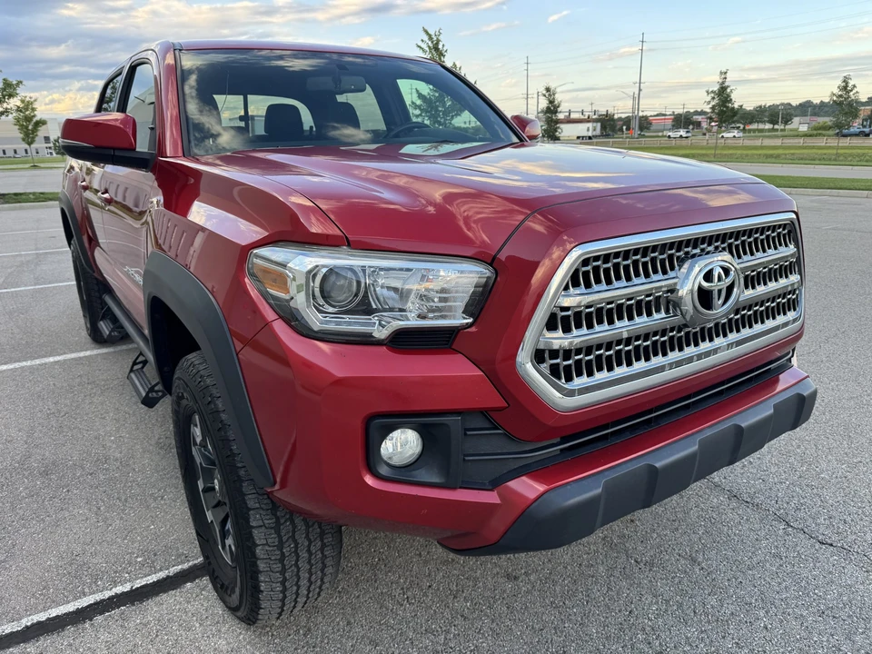 2016 Toyota Tacoma 3rd Gen - Image 5 of 31
