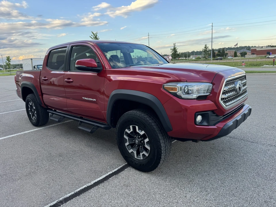 2016 Toyota Tacoma 3rd Gen - Image 7 of 31