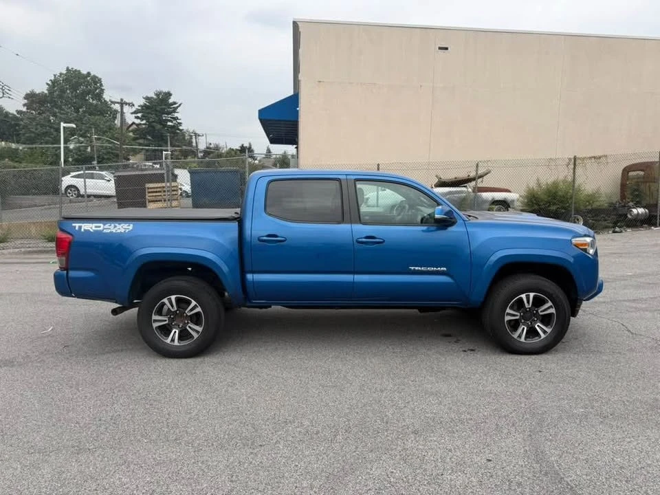 2016 Toyota Tacoma 3rd Gen - Image 5 of 13