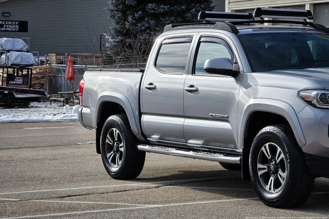 2016 Toyota Tacoma 3rd Gen - Image 10 of 21
