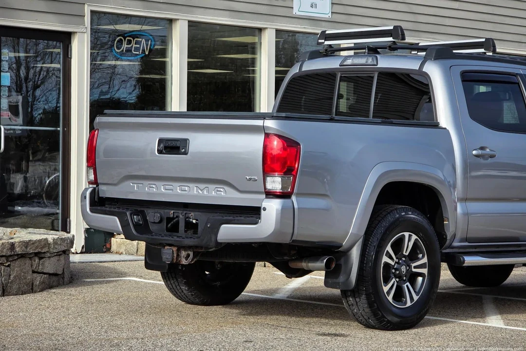 2016 Toyota Tacoma 3rd Gen - Image 3 of 21