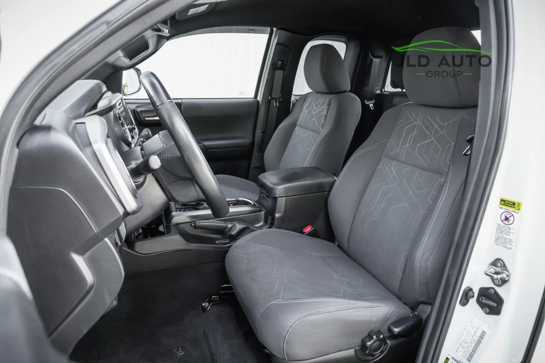 2016 Toyota Tacoma 3rd Gen - Image 8 of 21