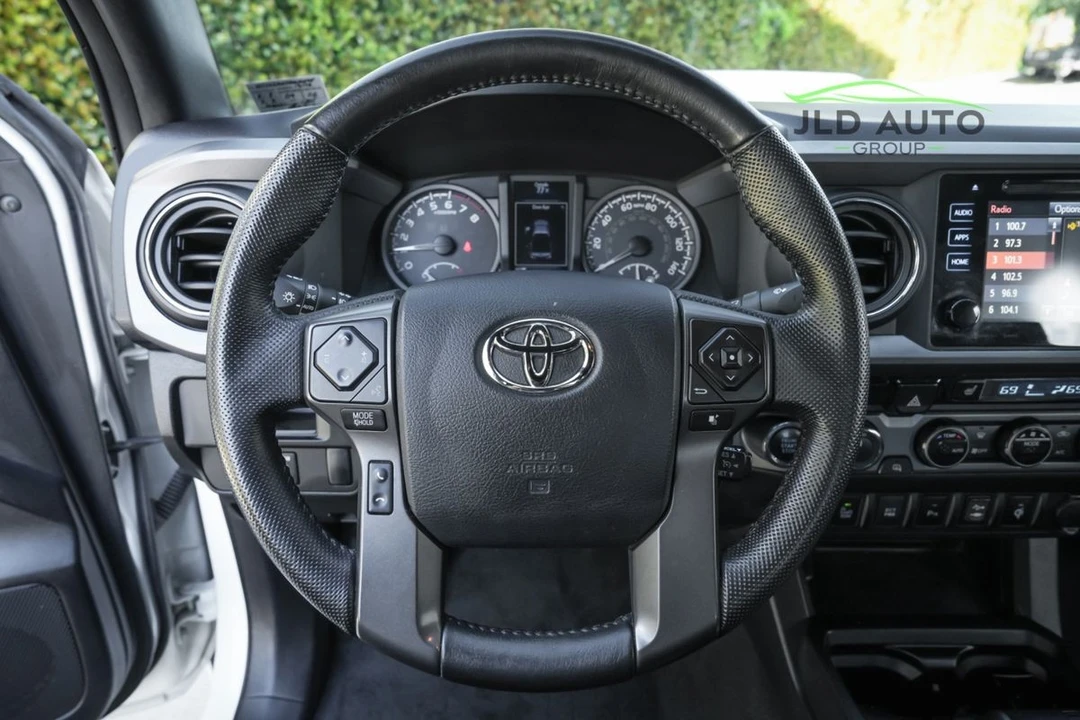 2016 Toyota Tacoma 3rd Gen - Image 13 of 21