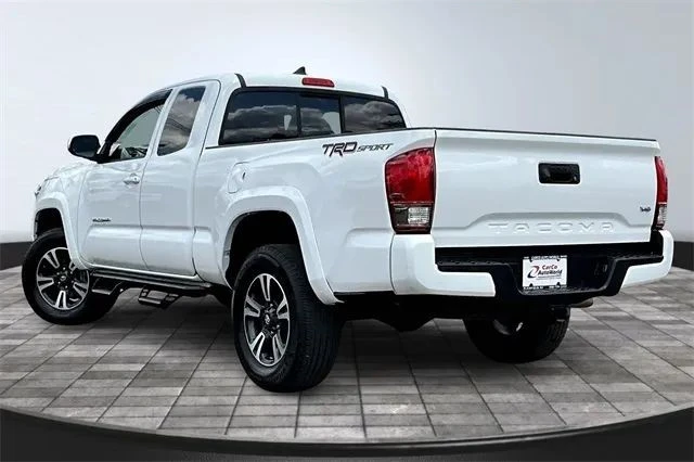 2016 Toyota Tacoma 3rd Gen - Image 7 of 12