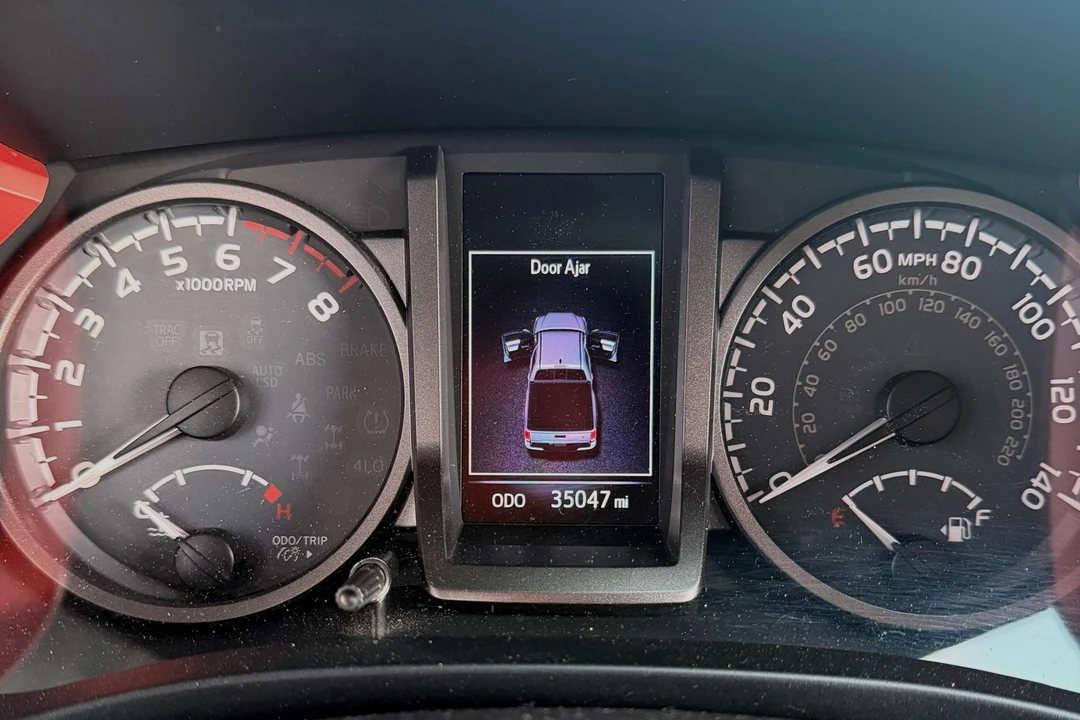 2016 Toyota Tacoma 3rd Gen - Image 27 of 31
