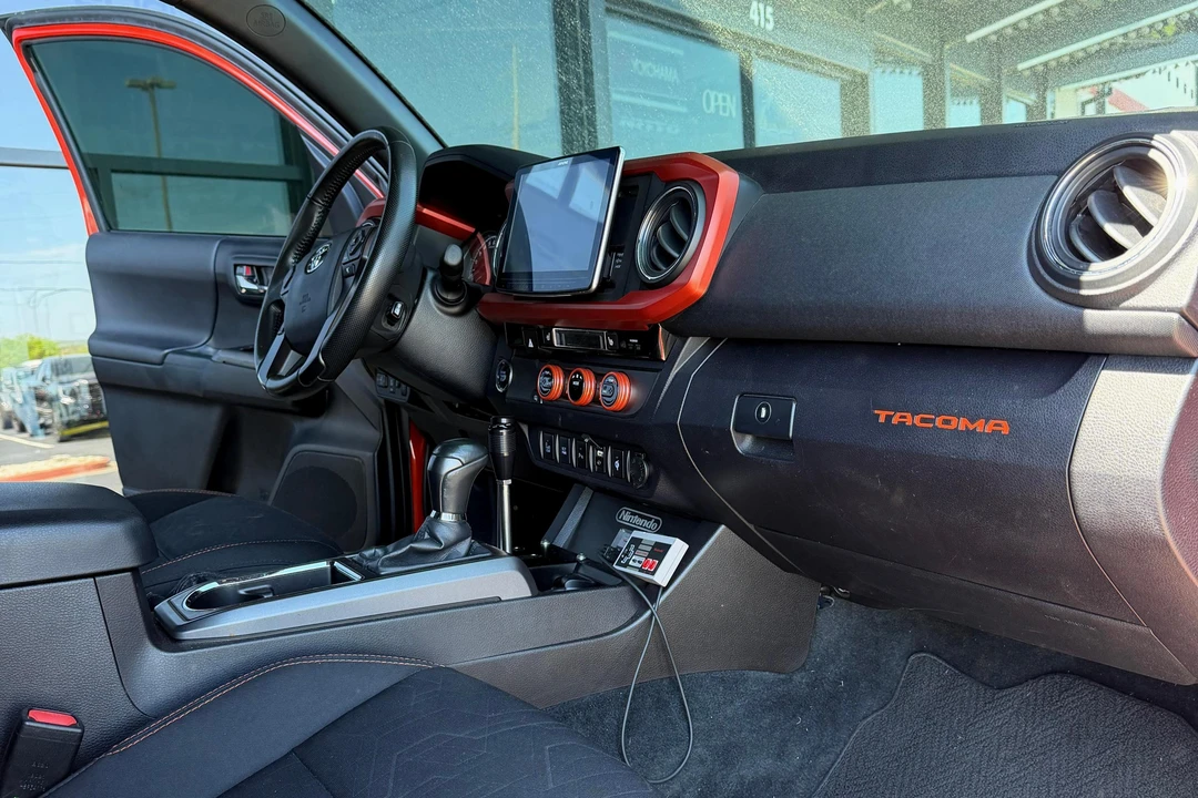 2016 Toyota Tacoma 3rd Gen - Image 24 of 31