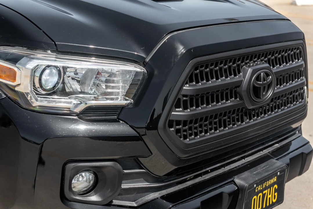 2016 Toyota Tacoma 3rd Gen - Image 9 of 31