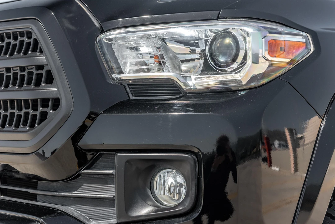2016 Toyota Tacoma 3rd Gen - Image 13 of 31