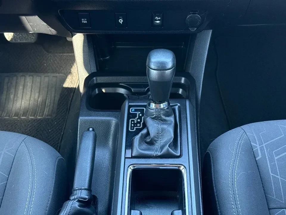 2016 Toyota Tacoma 3rd Gen - Image 17 of 20