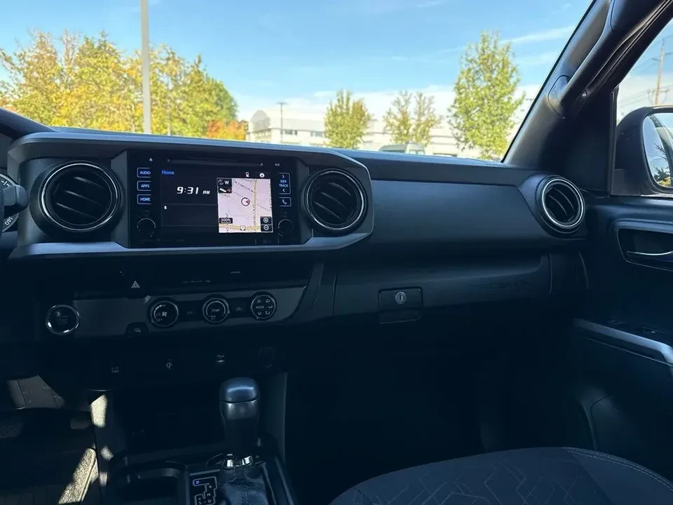 2016 Toyota Tacoma 3rd Gen - Image 15 of 20