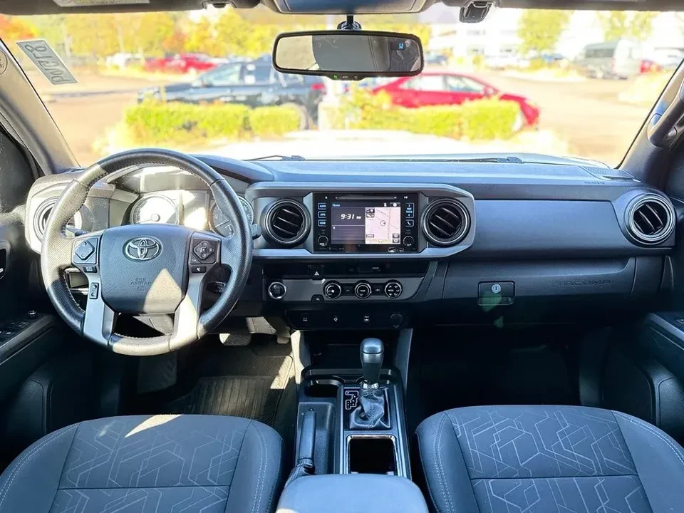 2016 Toyota Tacoma 3rd Gen - Image 13 of 20