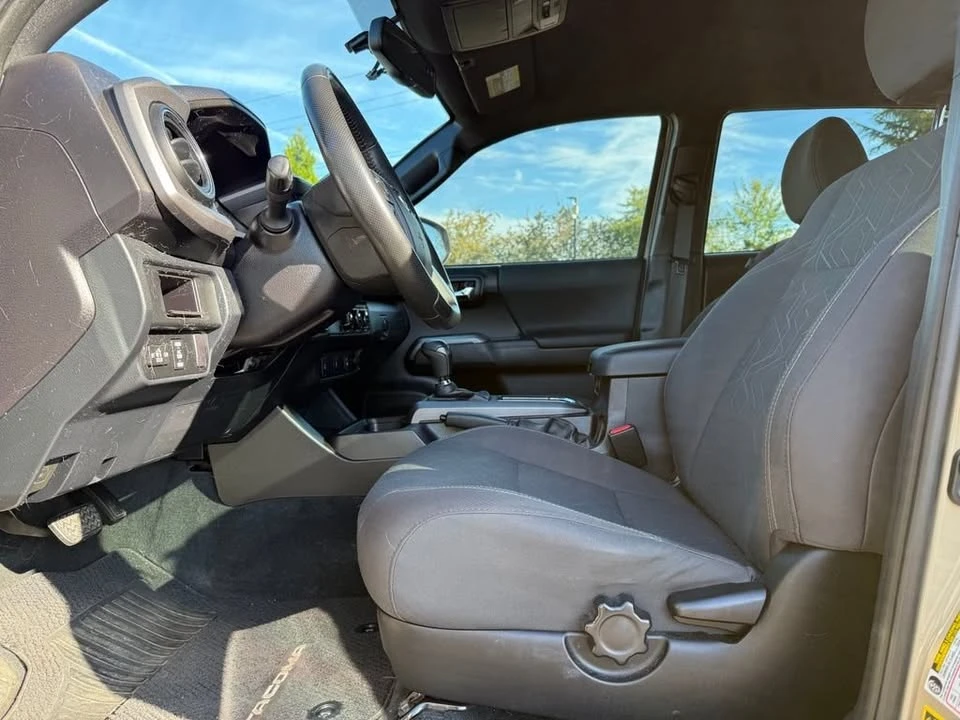 2016 Toyota Tacoma 3rd Gen - Image 12 of 19