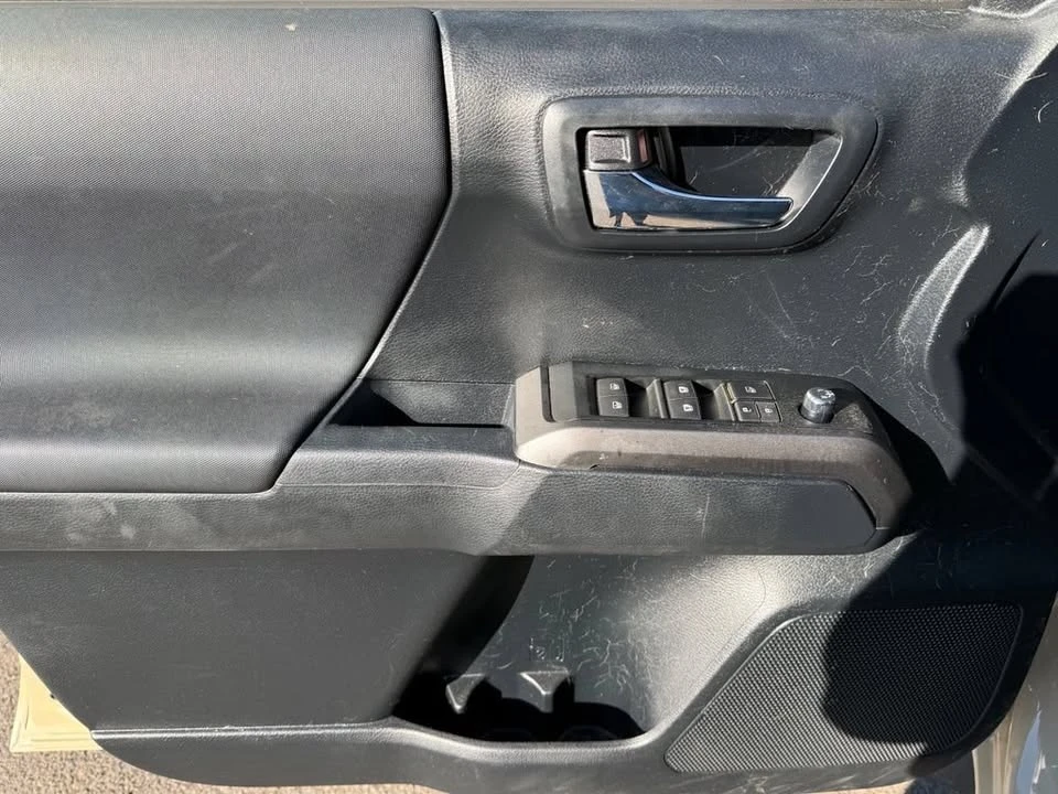 2016 Toyota Tacoma 3rd Gen - Image 14 of 19