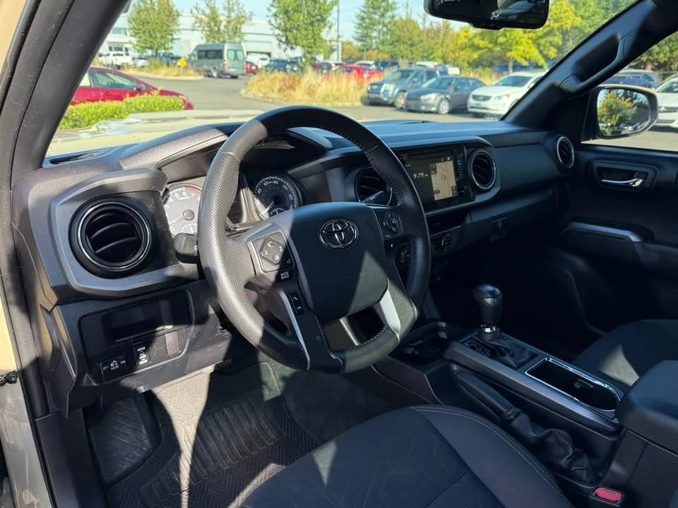 2016 Toyota Tacoma 3rd Gen - Image 13 of 19