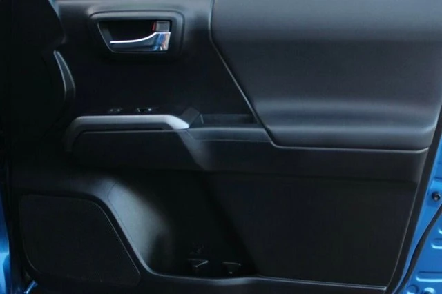 2016 Toyota Tacoma 3rd Gen - Image 6 of 20