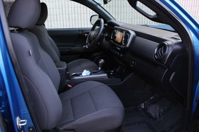 2016 Toyota Tacoma 3rd Gen - Image 8 of 20