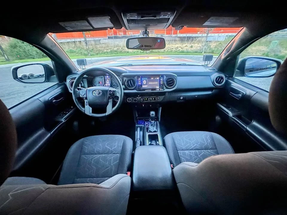 2016 Toyota Tacoma 3rd Gen - Image 15 of 20
