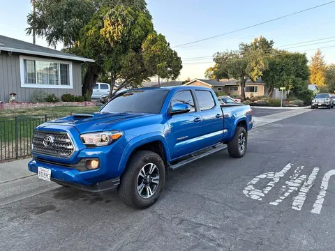 2016 Toyota Tacoma TRD Sport Pickup 4D 6 ft