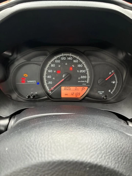2016 Toyota Yaris - Image 6 of 7