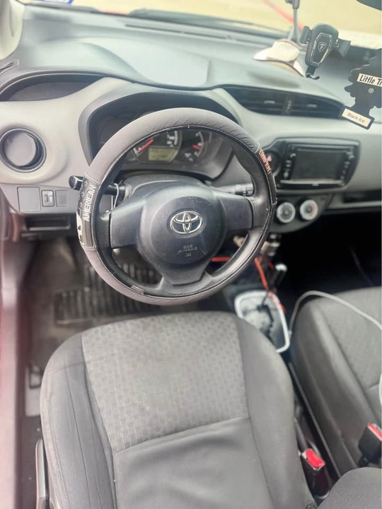 2016 Toyota Yaris - Image 9 of 9