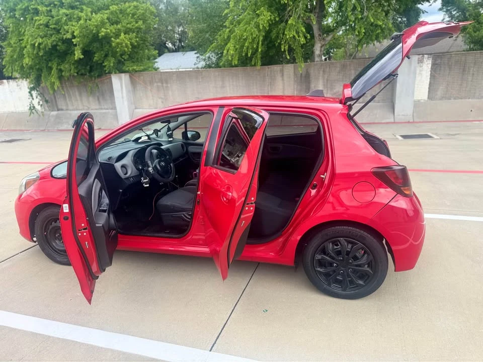 2016 Toyota Yaris - Image 3 of 9