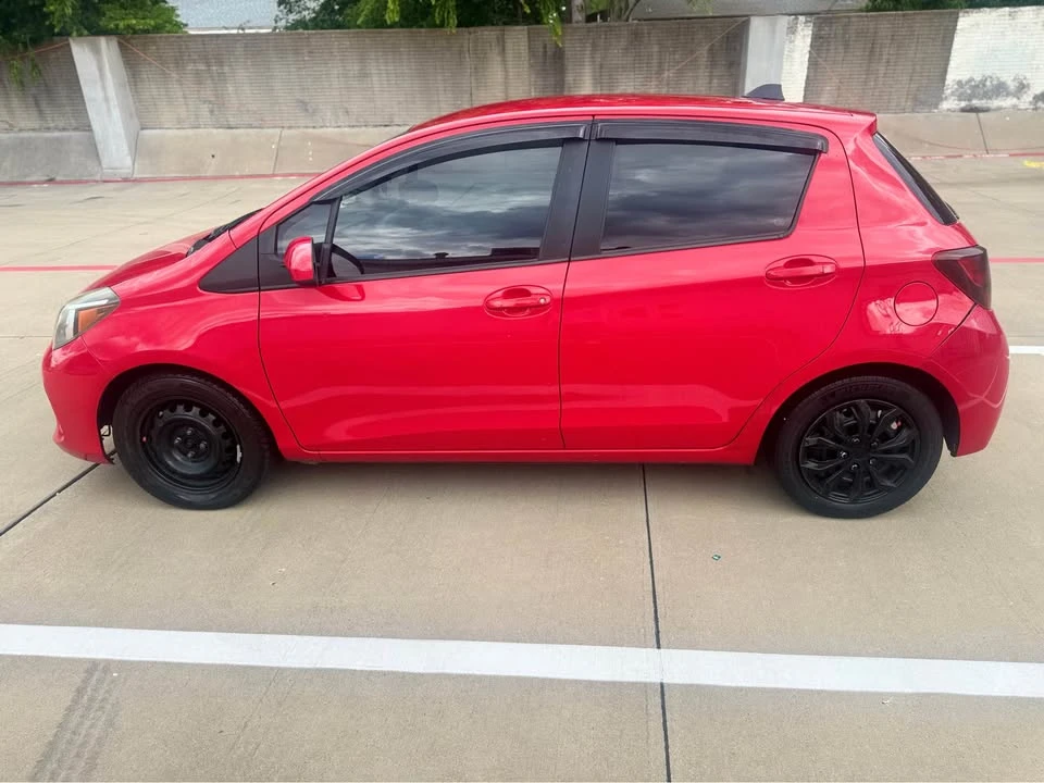 2016 Toyota Yaris - Image 4 of 9