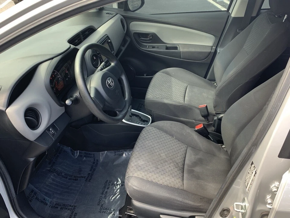 2016 Toyota Yaris - Image 5 of 12