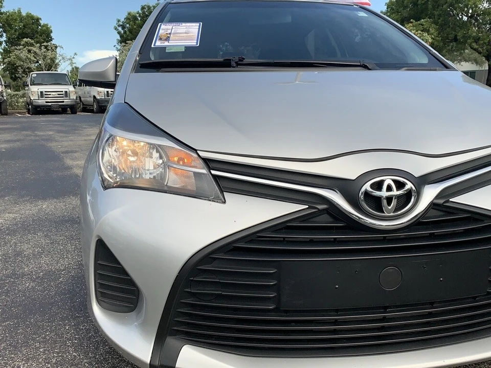 2016 Toyota Yaris - Image 12 of 12