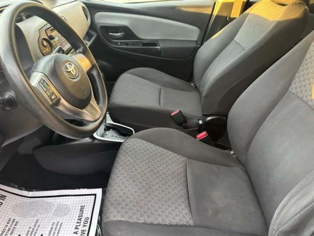 2016 Toyota Yaris - Image 12 of 20