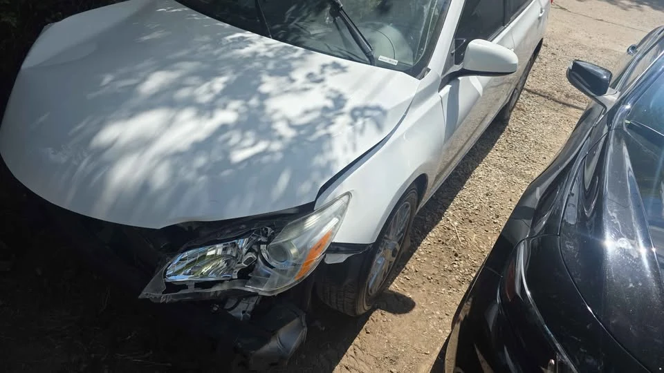2016 Toyota Camry 7th Gen - Image 2 of 3