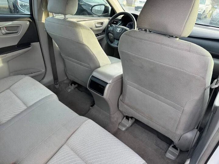 2016 Toyota Camry 7th Gen - Image 16 of 19