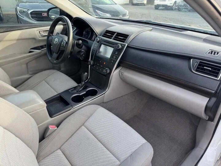 2016 Toyota Camry 7th Gen - Image 15 of 19
