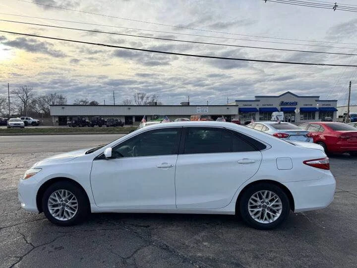 2016 Toyota Camry 7th Gen - Image 5 of 19