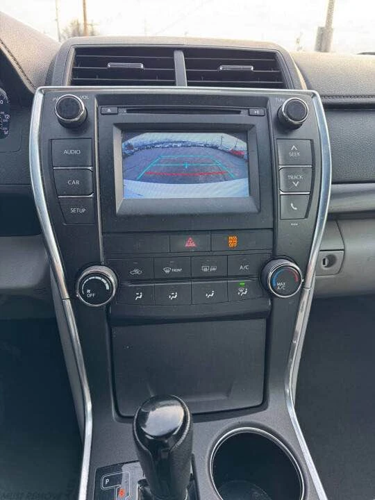 2016 Toyota Camry 7th Gen - Image 18 of 19