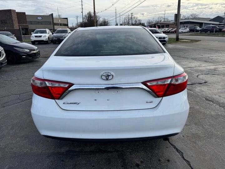 2016 Toyota Camry 7th Gen - Image 8 of 19