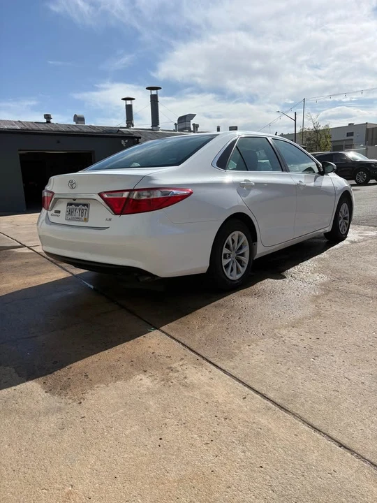 2016 Toyota Camry 7th Gen - Image 3 of 19